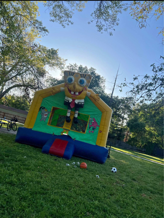 Sponge Bob Bounce House